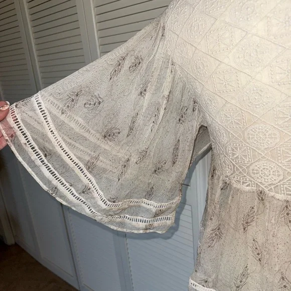 Anthropologie • 100% Silk Meadow Rue Aeris Peasant Blouse - Picture 8 of 12